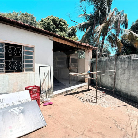 Casa à venda com 2 quartos, sendo 1 suíte, no Centro, Três Lagoas, MS