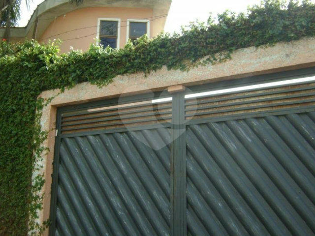 Sobrado à venda com 3 quartos, sendo 1 suíte,  em Vila Aurora (zona Norte), São Paulo, SP