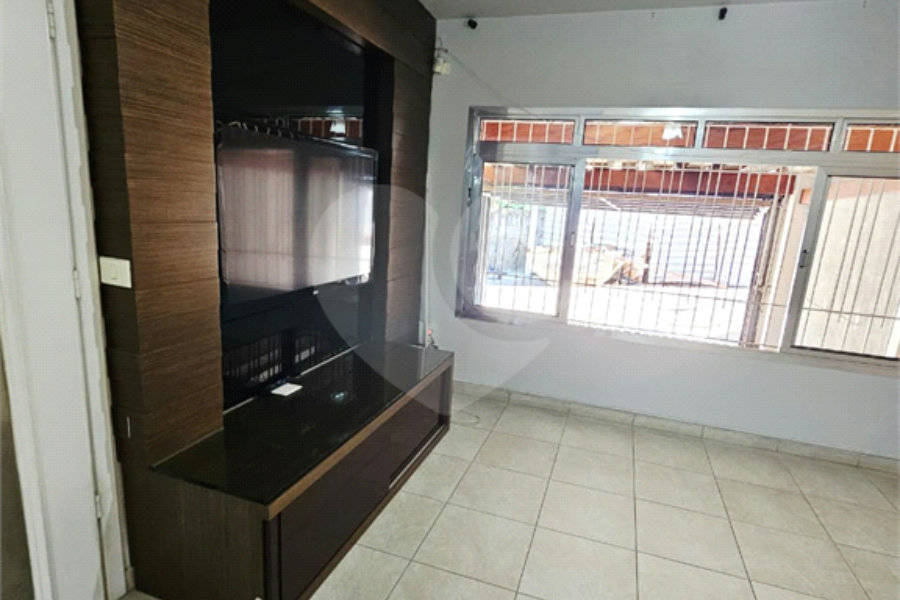 Sobrado à venda com 4 quartos, sendo 1 suíte, em Vila Guilherme, São Paulo, SP