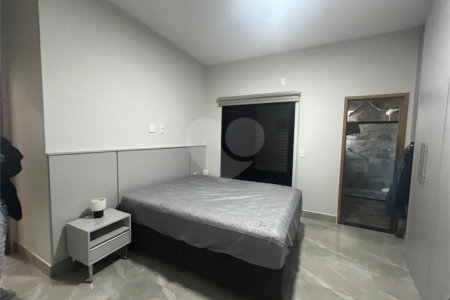 Casa à venda com 2 quartos, sendo 1 suíte,  no condomínio Residencial Parque Imperial, Salto - SP