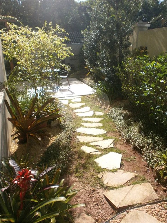 Casa à venda com 3 suítes em Bosque, Vinhedo, SP