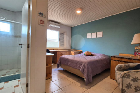 Casa à venda com 4 suítes no condomínio Vivenda do Lago, Sorocaba - SP