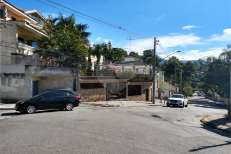 Sobrado à venda com 4 suítes em Jardim Leonor Mendes de Barros, São Paulo, SP