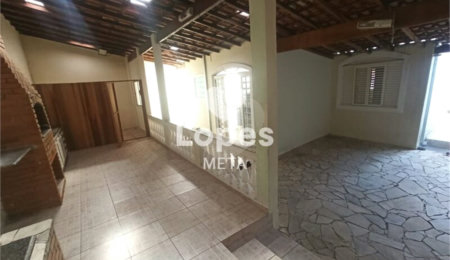 Casa à venda com 4 quartos, sendo 1 suíte,  em Jardim Torrão de Ouro, São José dos Campos, SP