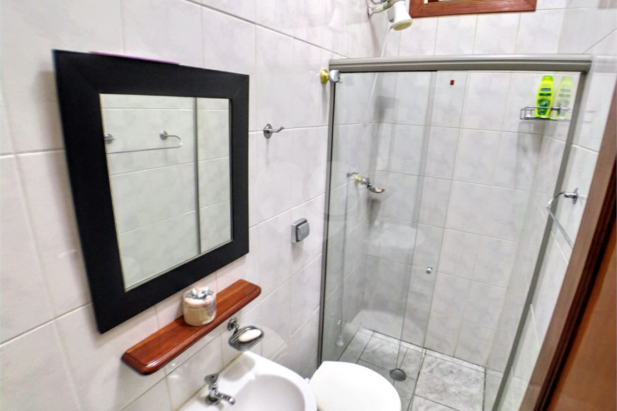 Sobrado à venda com 4 quartos, sendo 3 suítes, em Parada Inglesa, São Paulo, SP