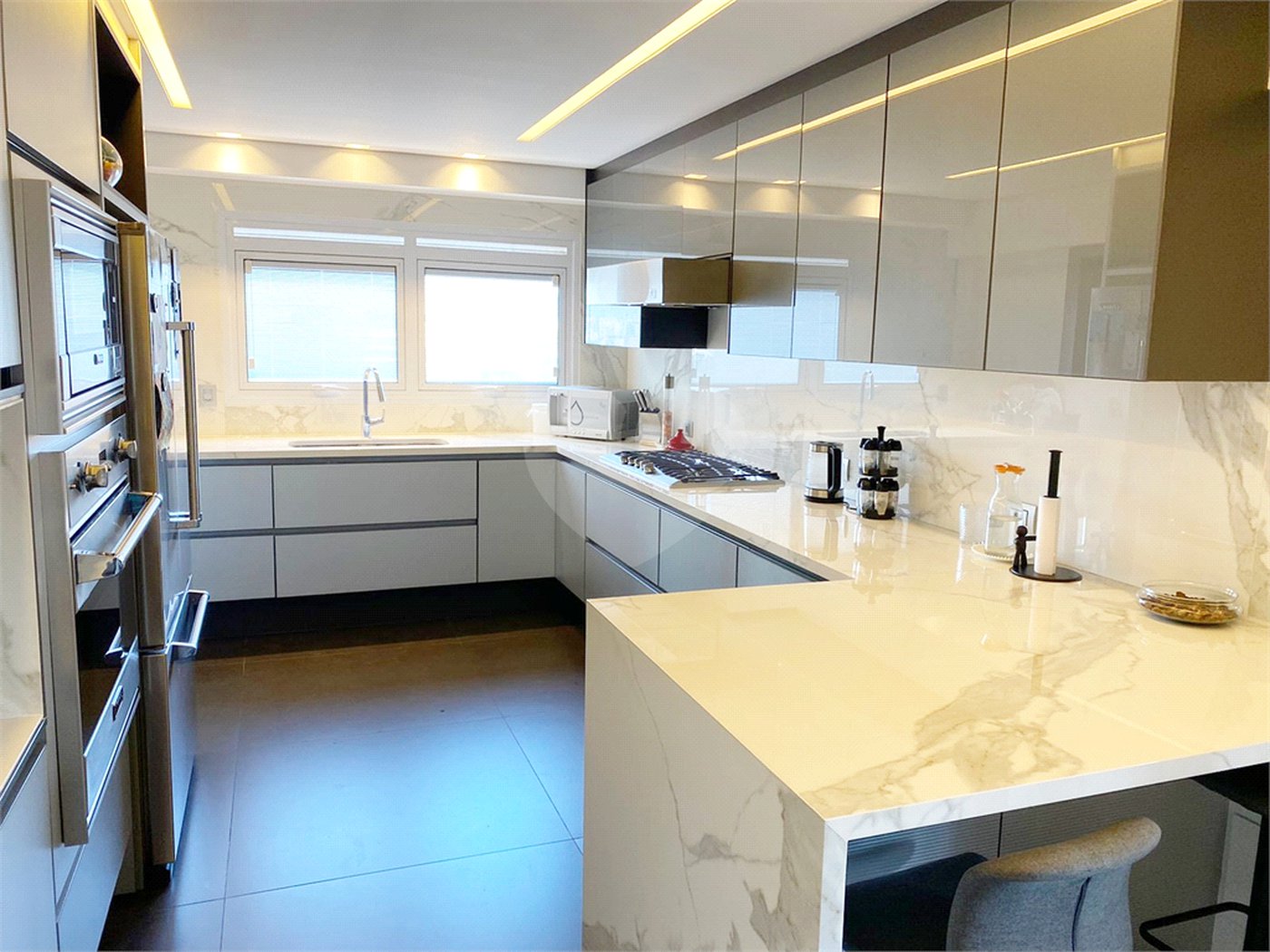 Apartamento à venda com 3 suítes em Santana, São Paulo, SP