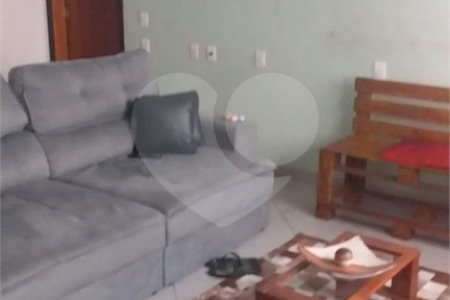 Casa à venda com 3 quartos em Vila Medeiros, São Paulo, SP
