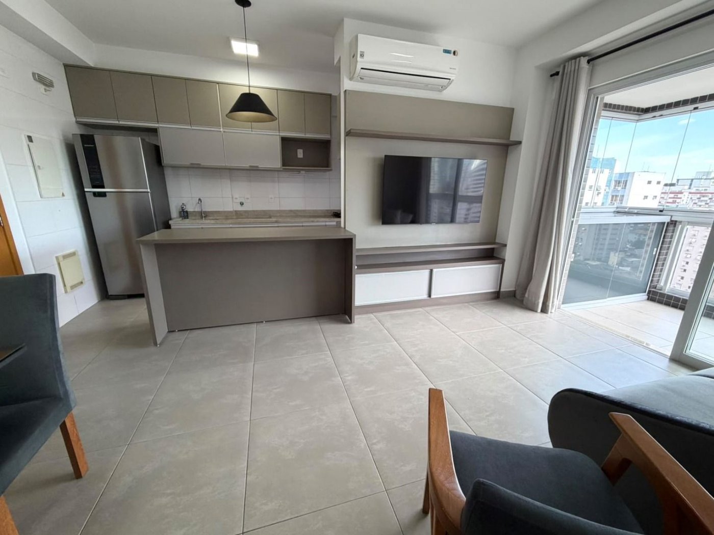 Apartamento com 2 dormitórios à venda, 72 m² por R$ 1.350.000,00 - Gonzaga - Santos/SP
