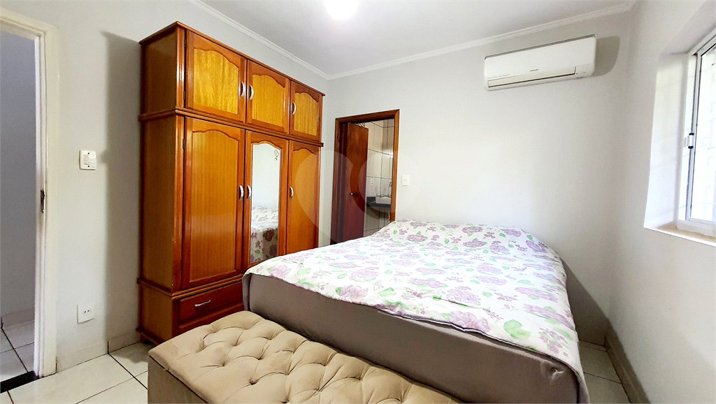 Casa à venda com 3 quartos, sendo 1 suíte, em Campos Elíseos, Ribeirão Preto, SP
