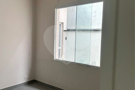 Terreno para alugar com 3 suítes no condomínio Residencial Veneza, Mogi das Cruzes - SP