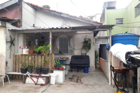 Casa à venda com 3 quartos em Jardim Peri Peri, São Paulo, SP