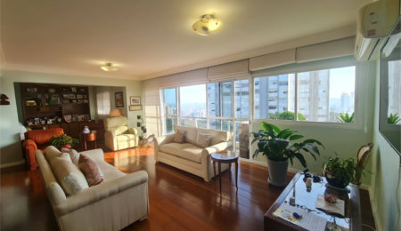 Apartamento à venda com 3 quartos, sendo 2 suítes,  em Alto da Boa Vista, São Paulo, SP