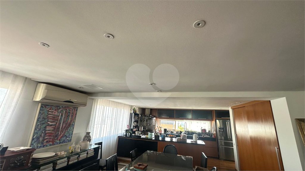 Apartamento à venda com 3 quartos, sendo 2 suítes, em Jardim Paulista, São Paulo, SP