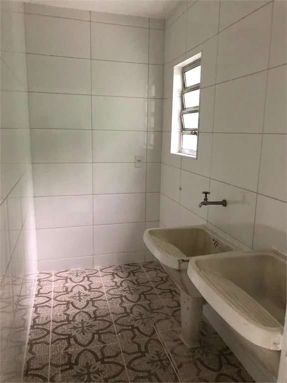 Sobrado à venda com 3 quartos em Jardim Humaitá, São Paulo, SP
