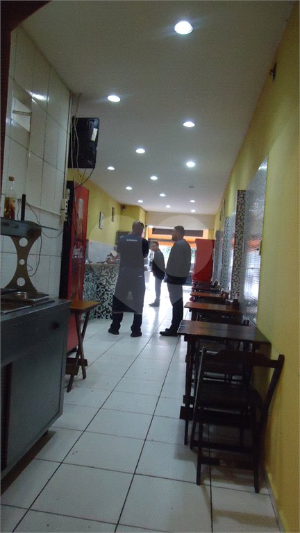 Sobrado à venda com 4 quartos em Santana, São Paulo, SP