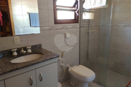Sobrado à venda com 3 quartos, sendo 1 suíte, em Vila Mascote, São Paulo, SP