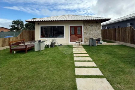 Casa à venda ou locação em Condomínio na Rasa – Búzios