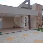 Casa à venda com 3 suítes no condomínio Lagos D'icaraí, Salto - SP
