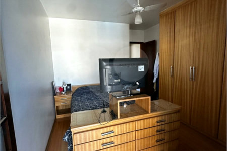 Sobrado à venda com 3 quartos, sendo 1 suíte, em Jardim Monte Kemel, São Paulo, SP