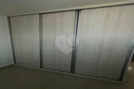 Apartamento à venda com 3 quartos, sendo 1 suíte, em Parque Maria Luiza, São Paulo, SP