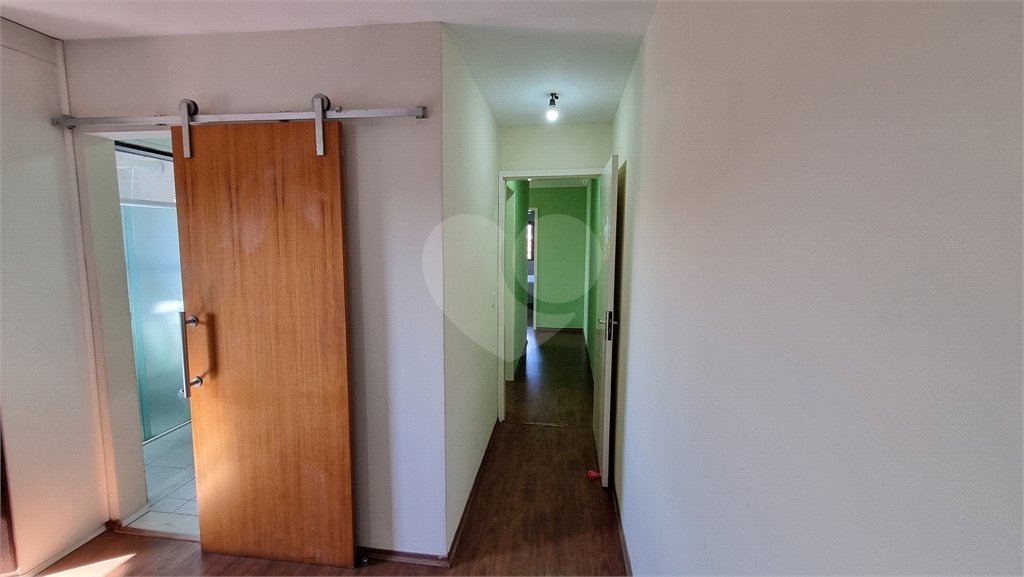 Sobrado à venda com 4 quartos, sendo 1 suíte, em Tremembé, São Paulo, SP