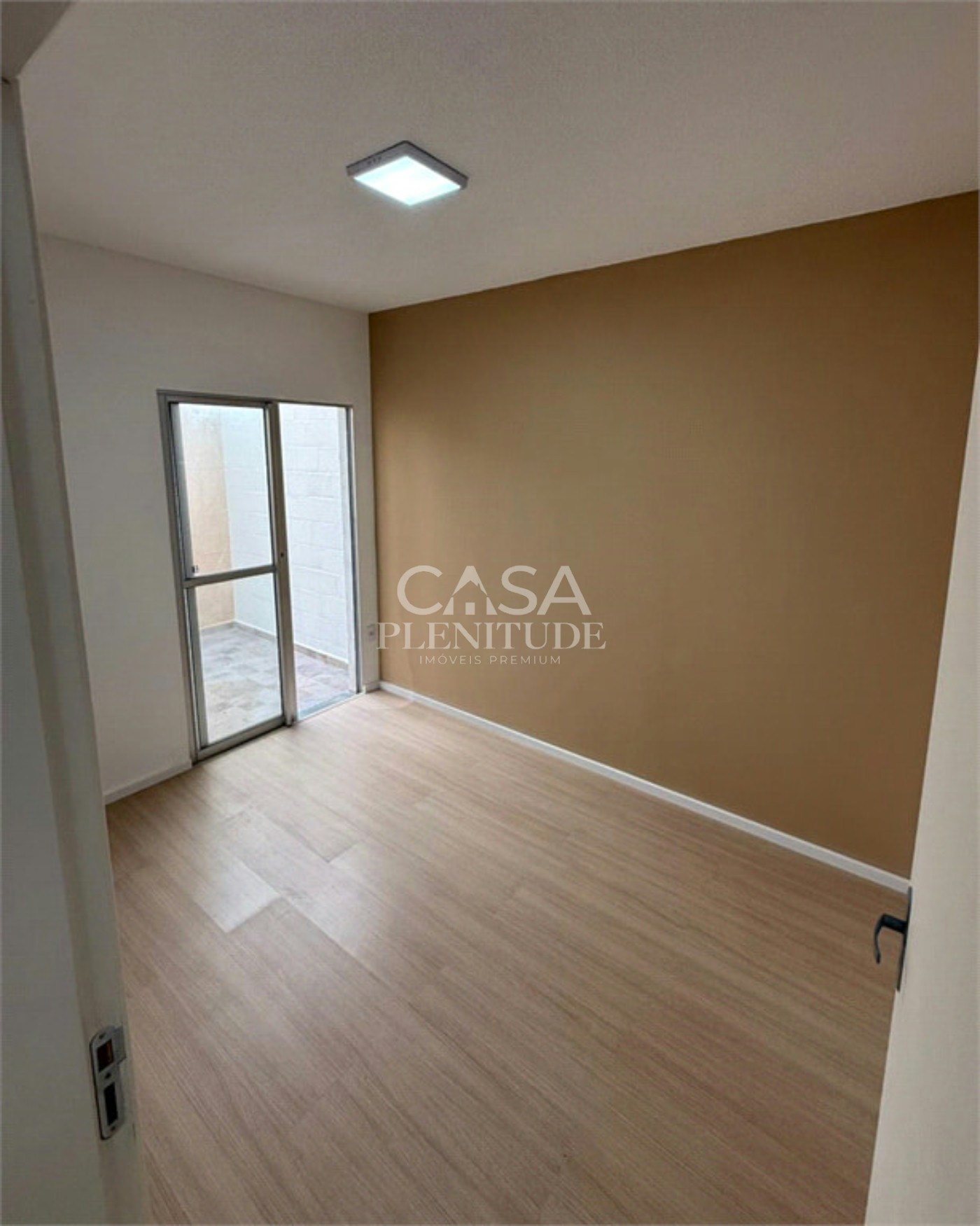 Apartamento à venda com 2 quartos em Vila Santa Isabel, Salto de Pirapora, SP