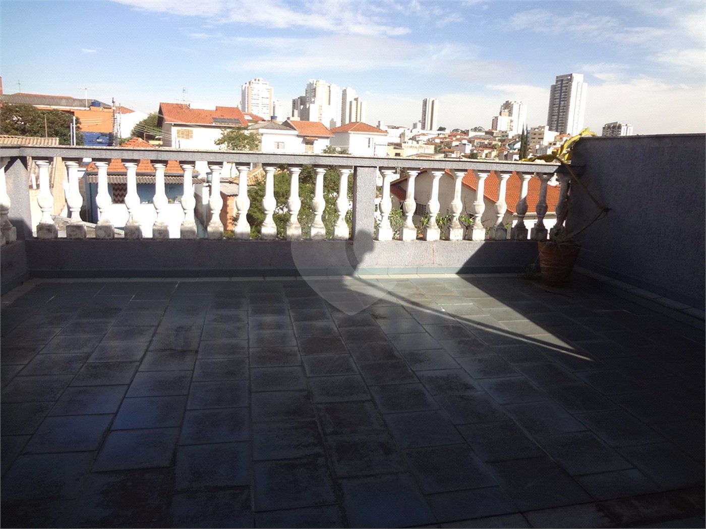 Sobrado à venda com 4 suítes em Santa Teresinha, São Paulo, SP