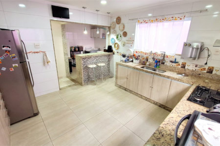 Casa à venda com 3 quartos, sendo 2 suítes, no condomínio Residencial West Green, Rio de Janeiro - RJ