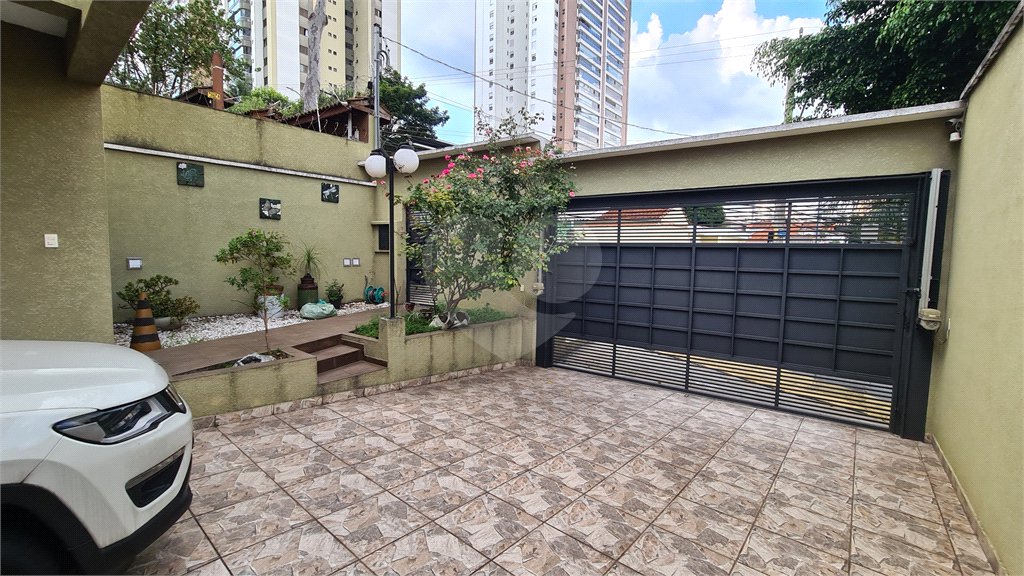 Sobrado à venda com 4 quartos, sendo 2 suítes, em Santa Teresinha, São Paulo, SP