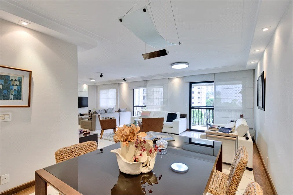 Apartamento à venda com 3 quartos, sendo 2 suítes, em Alto da Boa Vista, São Paulo, SP