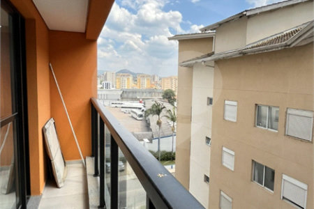 Sala comercial em Atibaia com 42,90 m² para locação com excelente localização