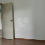 Apartamento 2 dormitórios no Jardim Prudência.