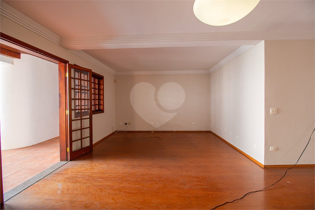 Casa à venda com 3 suítes em Chácara Flora, São Paulo, SP