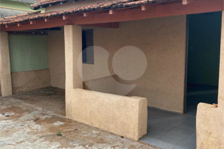 Casa térrea para venda na Vila Carmem