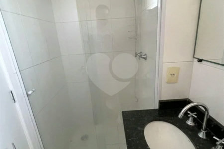 Apartamento no Belém de 52m2 com 2 dorms, 1 suíte, 2 banheiros, 1 vaga. Estuda permuta.