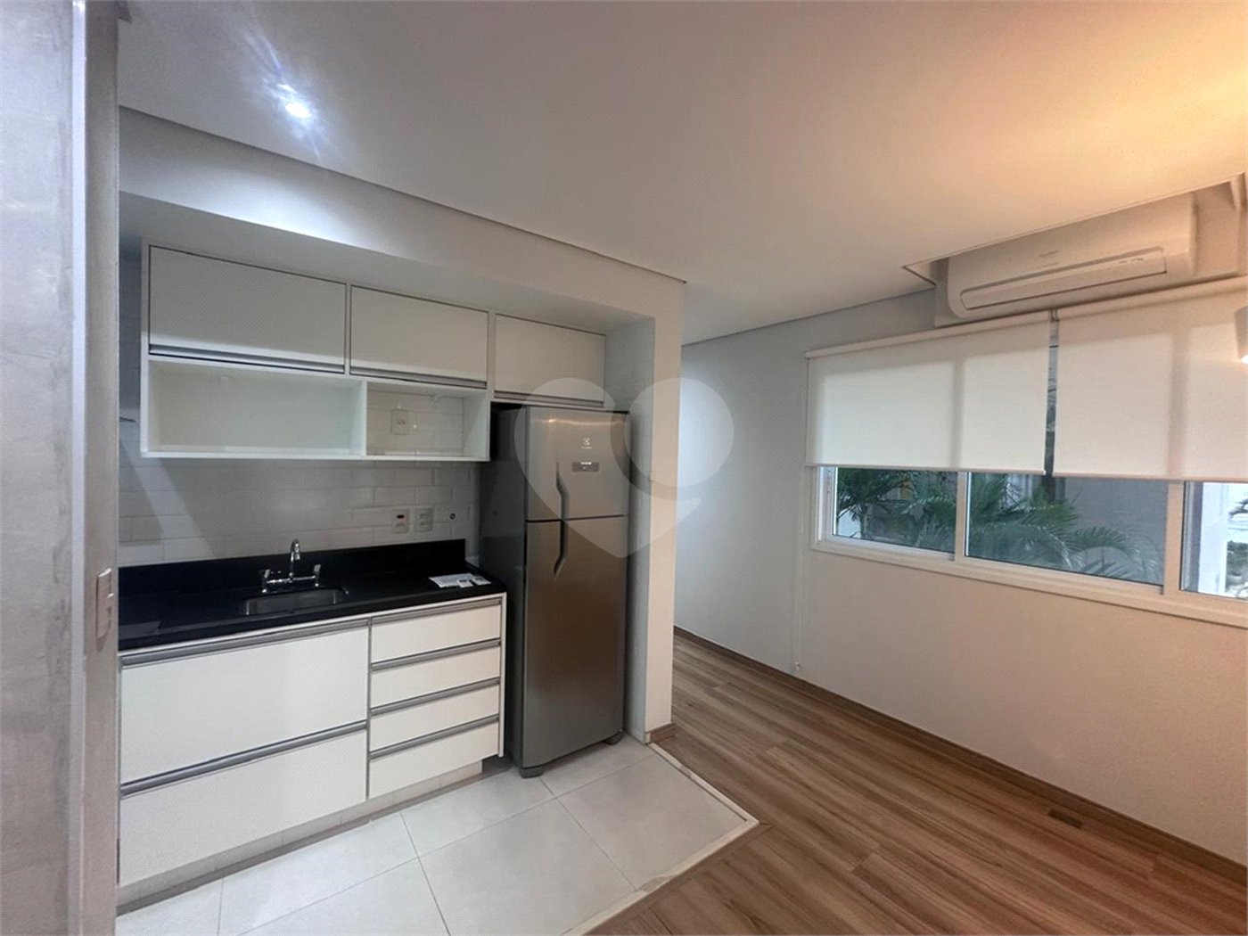 Apartamento decorado de 72 metros,01 suite,02 quartos,01 vaga na Vila Clementino.