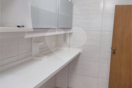 Apartamento no Edificio Jatiúca á venda.