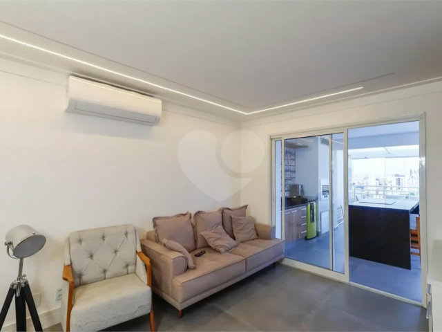 Apartamento à venda com 3 quartos, sendo 1 suíte,  em Vila Gustavo, São Paulo, SP