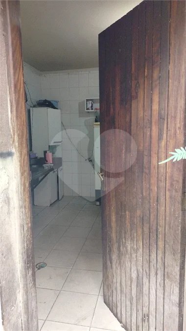 Casa à venda com 3 quartos, sendo 1 suíte,  em Bom Retiro, São Paulo, SP