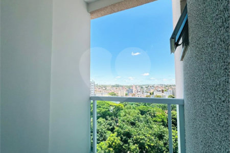 Apartamento com 2 dormitórios, sendo 1 suíte