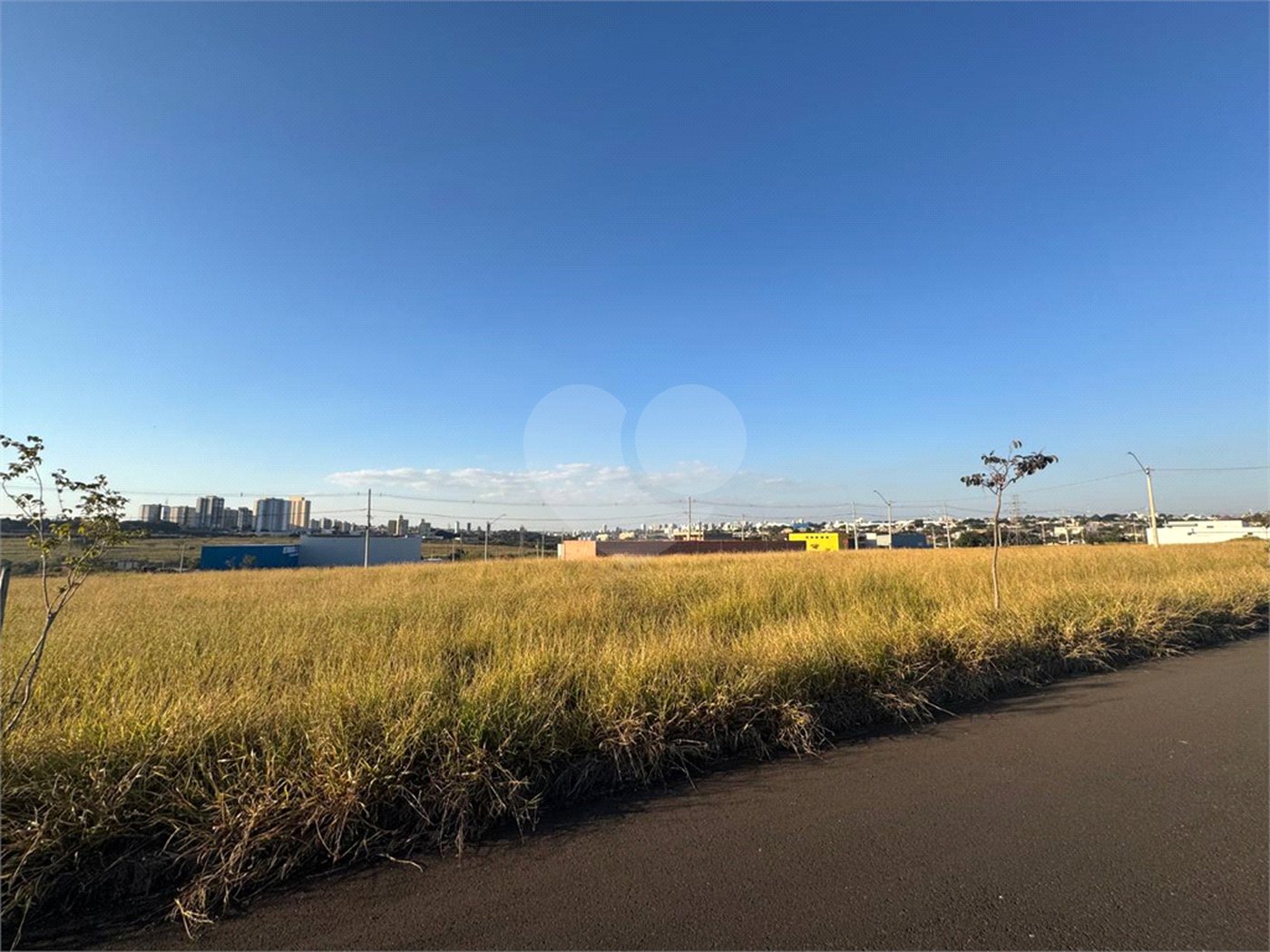 Terreno á venda com 250m2, em São Carlos.
