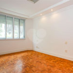 Apartamento na Bela Vista com 228m² 3 dormitorios Aceita e estuda Permuta.
