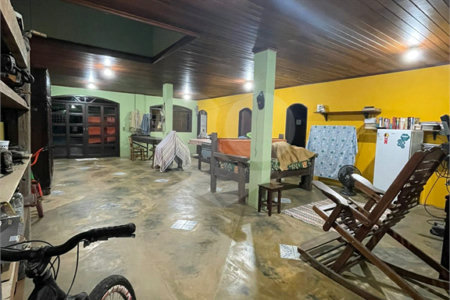 asa assobrada, com 4 dormitórios Mogi das Cruzes
