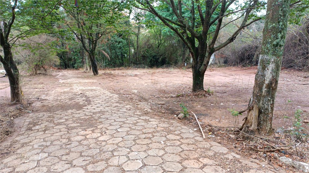 Terreno de 4600 m²