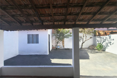 CASA AMPLA COM QUINTAL E GARAGEM PARA 4 CARROS | R$ 244.680,00 | NÃO PERCA ESSA OPORTUNIDADE!