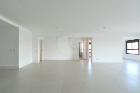 Apartamento à venda com 3 suítes em Ibirapuera, São Paulo, SP