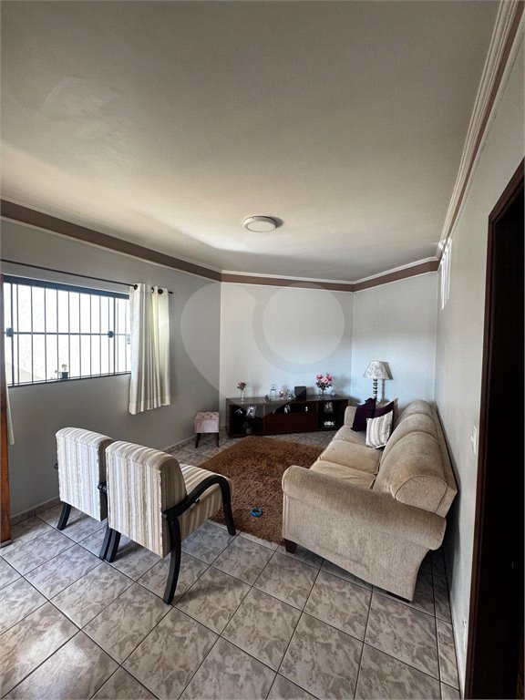 Casa aconchegante em excelente localização – Vila Brasília, São Carlos/SP