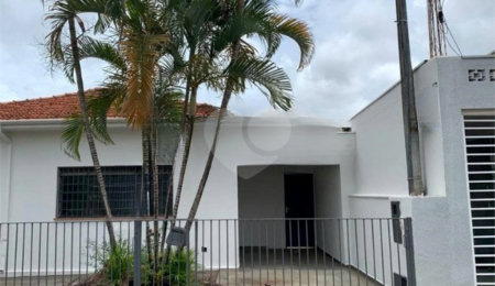 Casa à venda com 3 quartos, sendo 1 suíte,  no Centro, Araraquara, SP