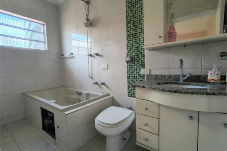 Sobrado à venda com 3 quartos, sendo 1 suíte, em Vila Polopoli, São Paulo - SP