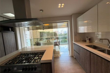 Apartamento à venda ou para alugar com 3 suítes em Perdizes, São Paulo, SP